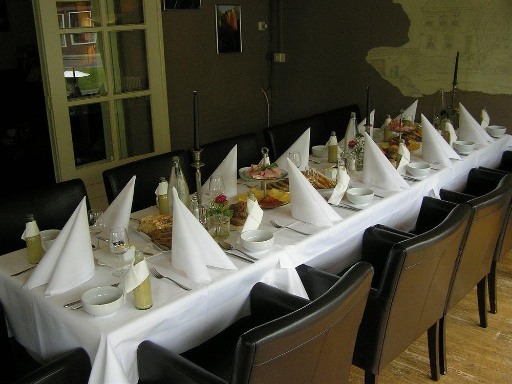 Hotel Restaurant De Stadsherberg Franeker Exterior photo